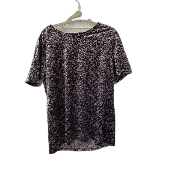 Old Navy Tops - Velvet floral top